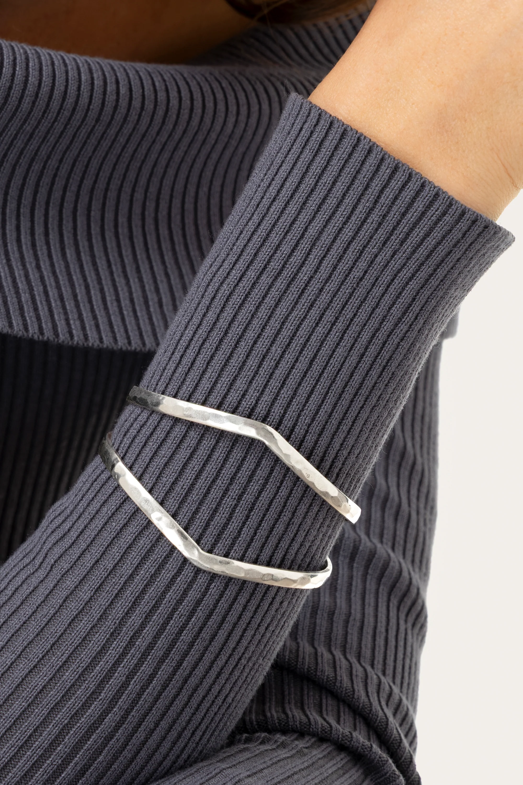 BANGLE APERTO DUE LINEE - Image 3