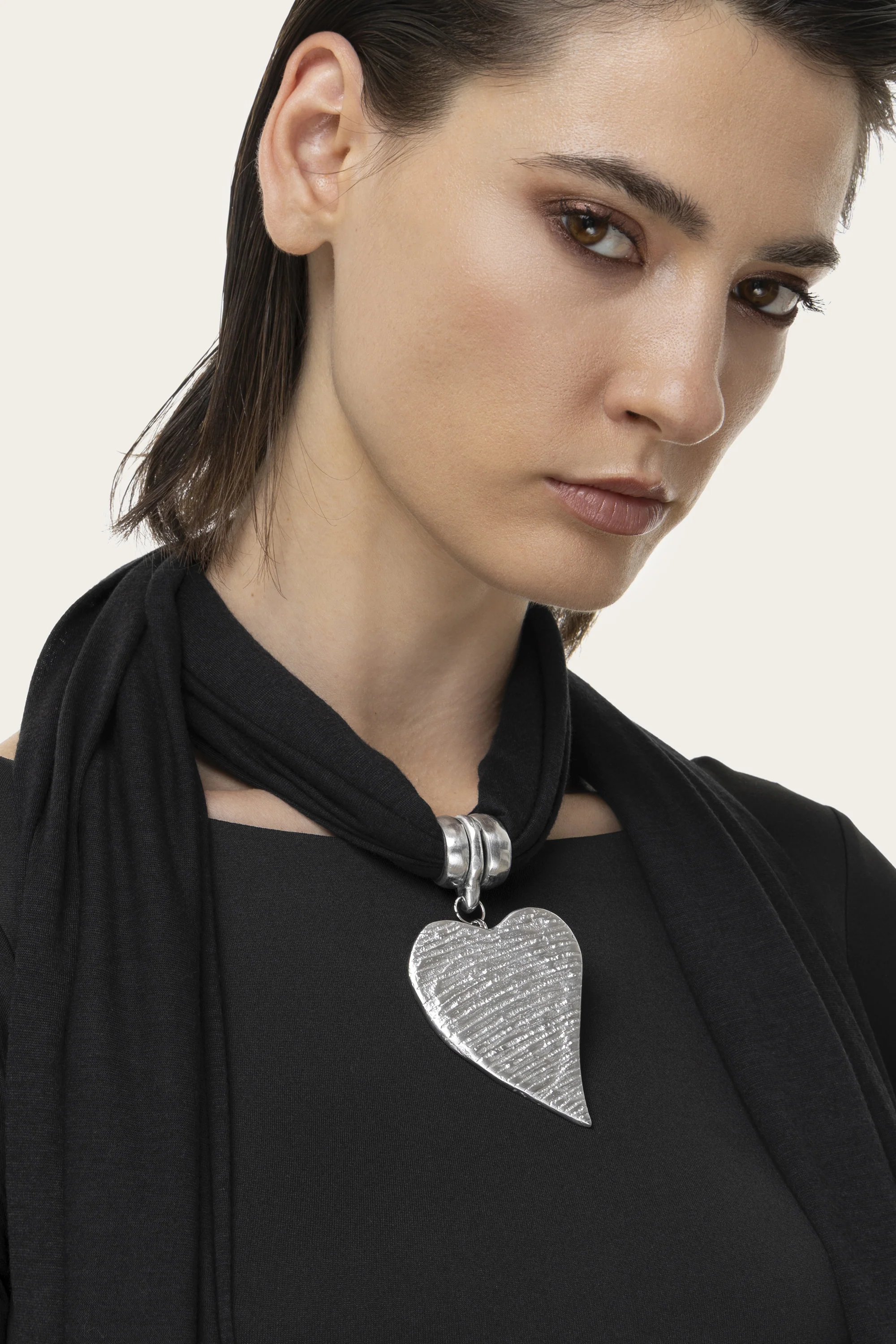 SCIARPA CUORE RAW - Image 2